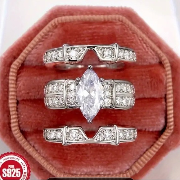 Elegant S925 Sterling Silver Marquise Cut 3 Piece Ring Set Size 8 - Picture 1 of 3